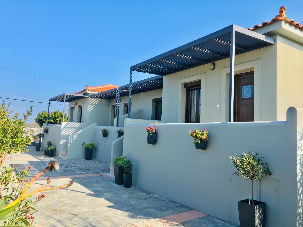 Caviro Apartment Moudhros ภายนอก รูปภาพ