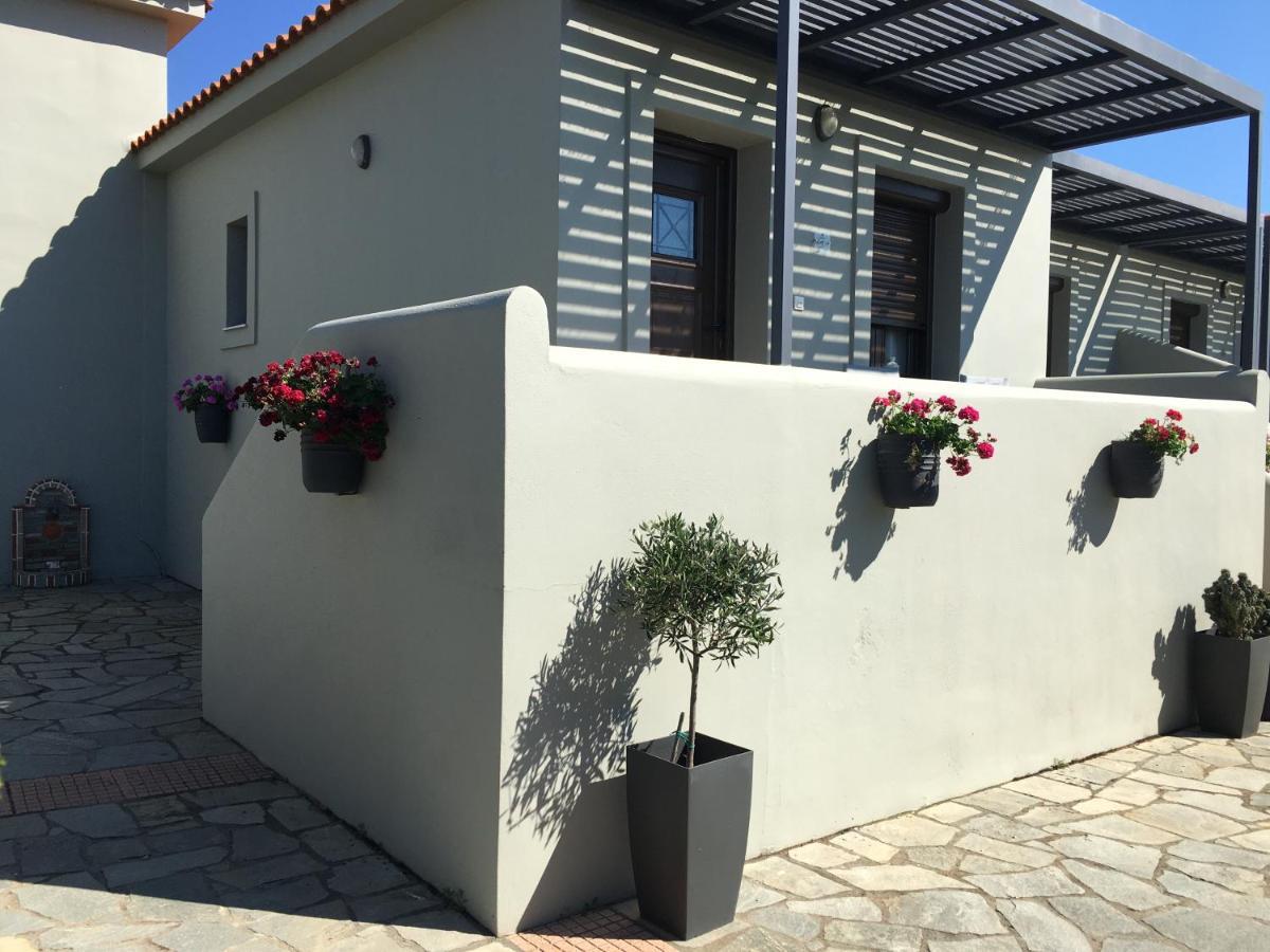 Caviro Apartment Moudhros ภายนอก รูปภาพ