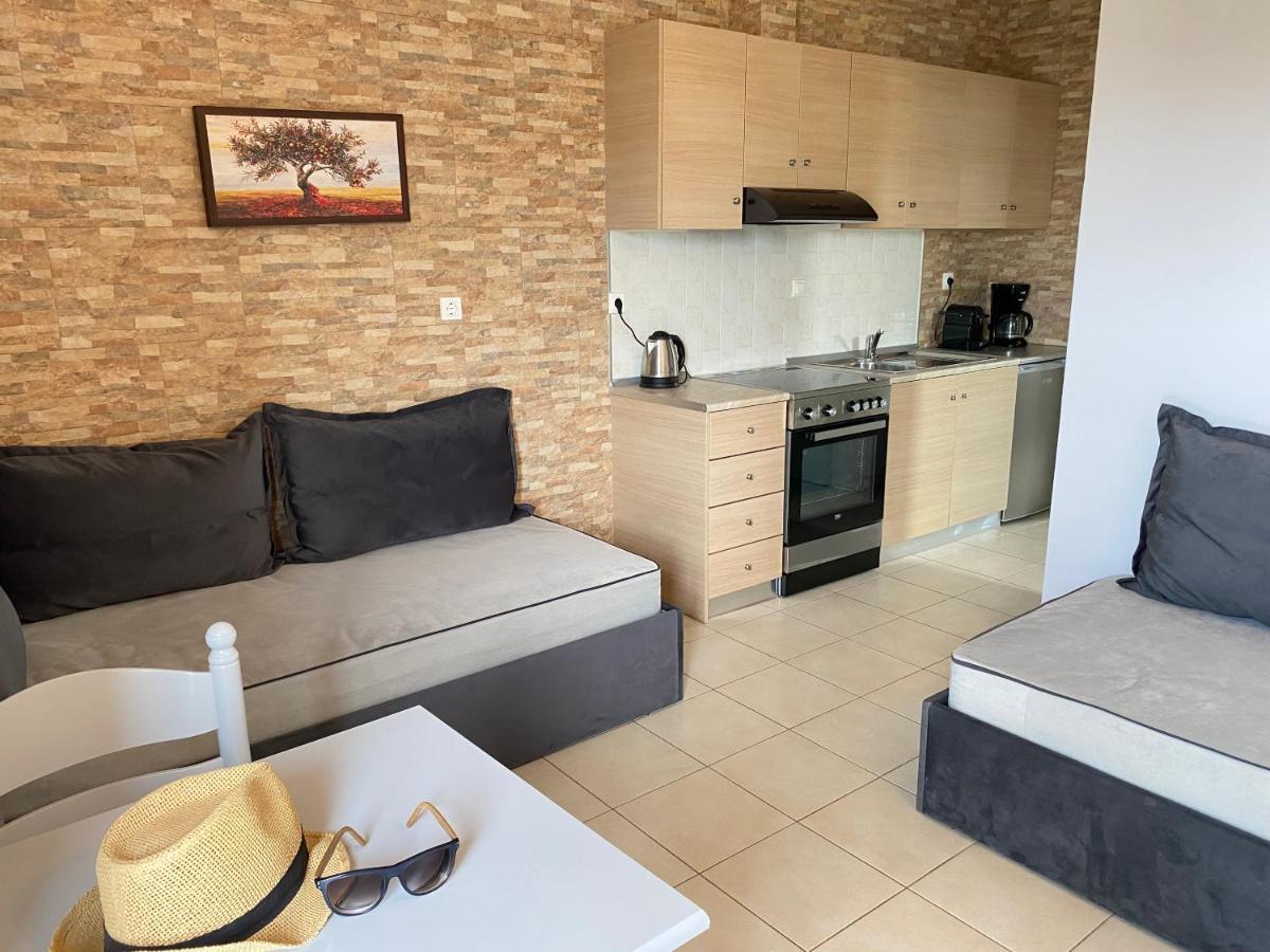 Caviro Apartment Moudhros ภายนอก รูปภาพ