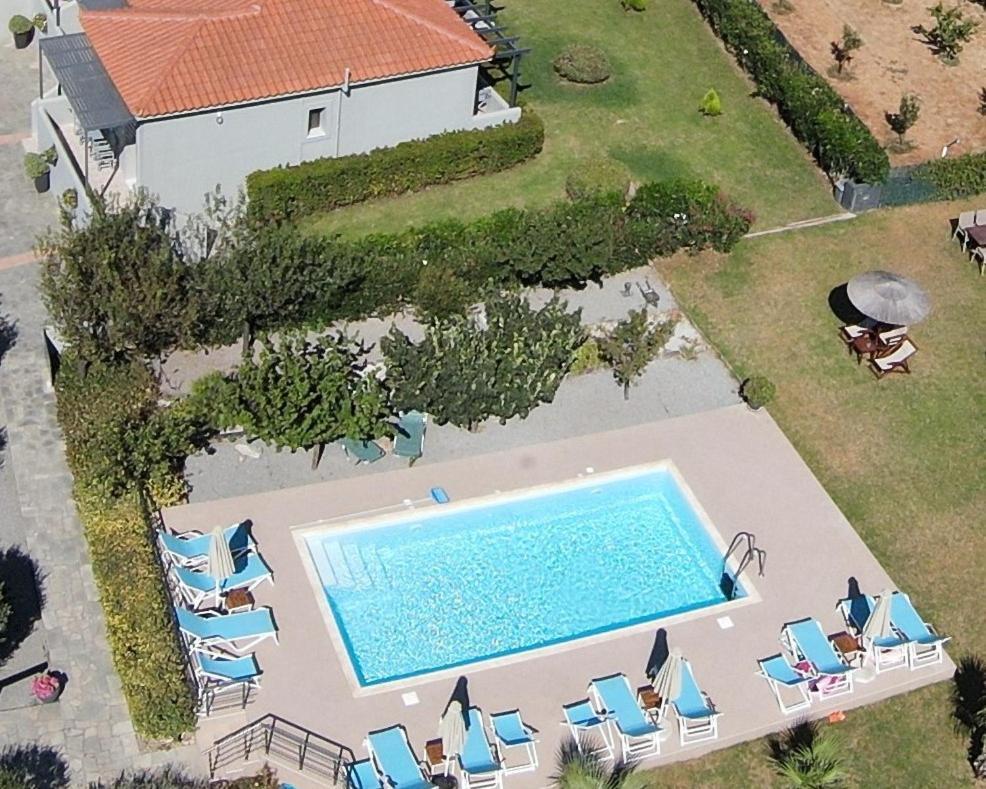 Caviro Apartment Moudhros ภายนอก รูปภาพ